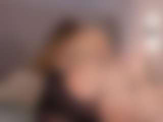 Chloe Dee's Live Sex Cam Show