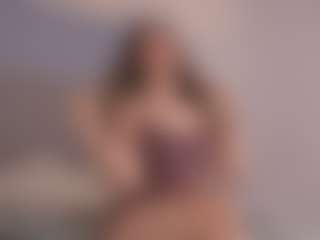 Chloe Dee's Live Sex Cam Show