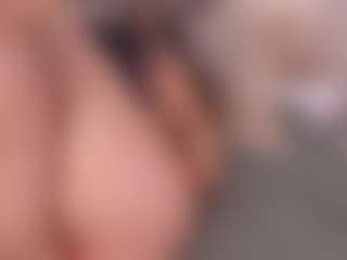 Chloe Dee's Live Sex Cam Show