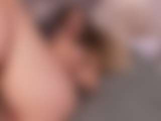 Chloe Dee's Live Sex Cam Show