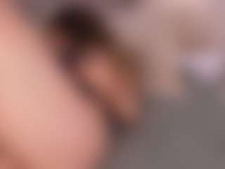 Chloe Dee's Live Sex Cam Show