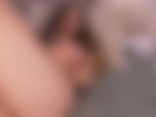 Chloe Dee's Live Sex Cam Show