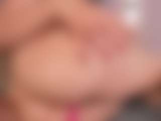 Chloe Dee's Live Sex Cam Show