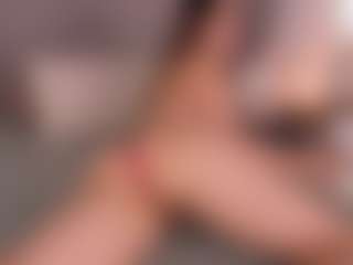 Chloe Dee's Live Sex Cam Show