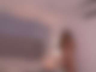 Chloe Dee's Live Sex Cam Show
