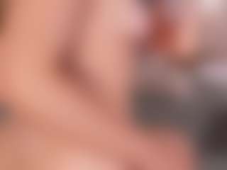 Chloe Dee's Live Sex Cam Show