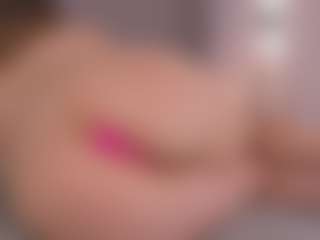 Chloe Dee's Live Sex Cam Show
