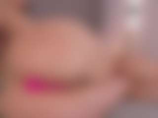 Chloe Dee's Live Sex Cam Show