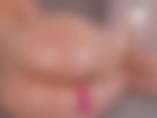 Chloe Dee's Live Sex Cam Show
