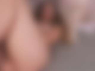 Chloe Dee's Live Sex Cam Show