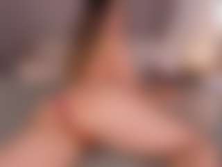 Chloe Dee's Live Sex Cam Show