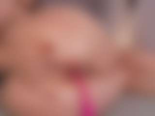 Chloe Dee's Live Sex Cam Show