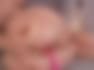 Live cam show with Chloe Dee - Big Ass on sexylive.show