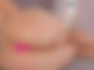 Chloe Dee's Live Sex Cam Show