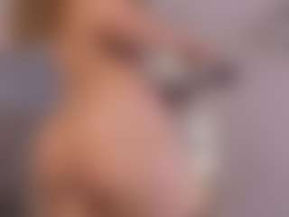Live cam show with Chloe Dee - Blonde Hair College on Milfs Live