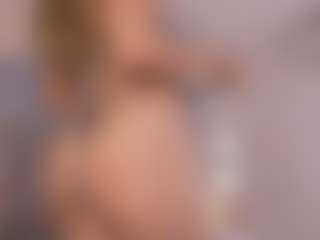 Chloe Dee's Live Sex Cam Show
