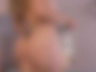 Chloe Dee's Live Sex Cam Show