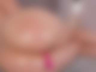 Chloe Dee's Live Sex Cam Show