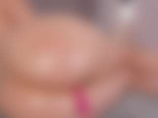 Chloe Dee's Live Sex Cam Show