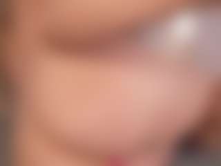 Chloe Dee's Live Sex Cam Show