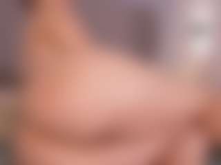 Chloe Dee's Live Sex Cam Show