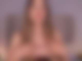 Chloe Dee's Live Sex Cam Show