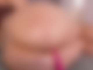 Chloe Dee's Live Sex Cam Show