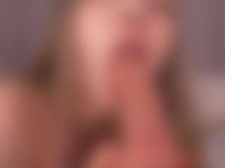 Chloe Dee's Live Sex Cam Show