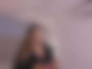 Chloe Dee's Live Sex Cam Show