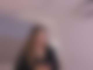 Chloe Dee's Live Sex Cam Show