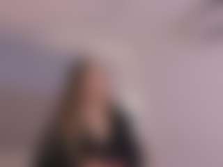 Chloe Dee's Live Sex Cam Show