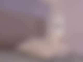 Live cam show with Chloe Dee - Wet on Camsoda