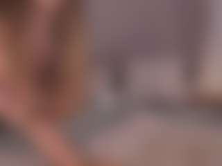 Chloe Dee's Live Sex Cam Show
