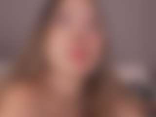 Chloe Dee's Live Sex Cam Show
