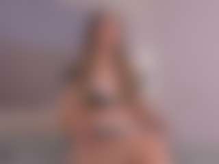 Chloe Dee's Live Sex Cam Show