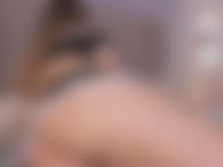 Chloe Dee's Live Sex Cam Show