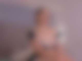 Chloe Dee's Live Sex Cam Show