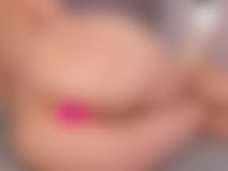 Chloe Dee's Live Sex Cam Show