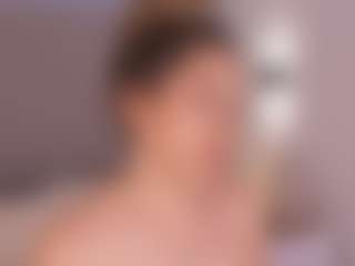Chloe Dee's Live Sex Cam Show