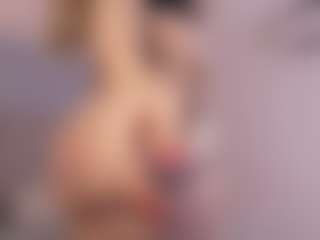 Chloe Dee's Live Sex Cam Show