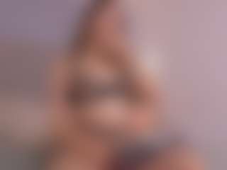 Chloe Dee's Live Sex Cam Show