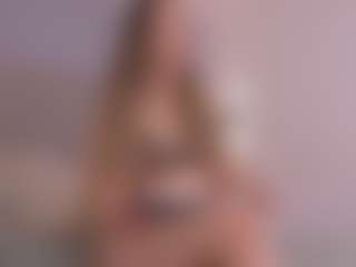 Chloe Dee's Live Sex Cam Show