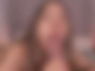 Chloe Dee's Live Sex Cam Show