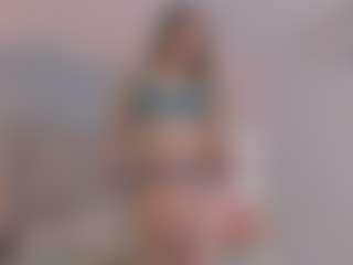 Chloe Dee's Live Sex Cam Show