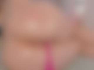 Chloe Dee's Live Sex Cam Show