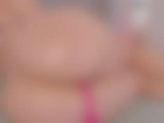 Chloe Dee's Live Sex Cam Show