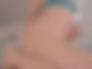 Chloe Dee's Live Sex Cam Show