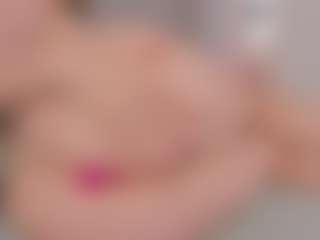 Chloe Dee's Live Sex Cam Show