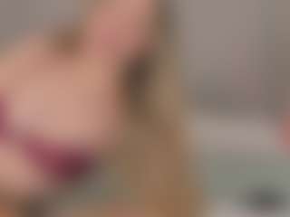 Chloe Dee's Live Sex Cam Show