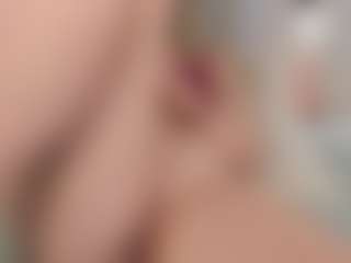 Chloe Dee's Live Sex Cam Show